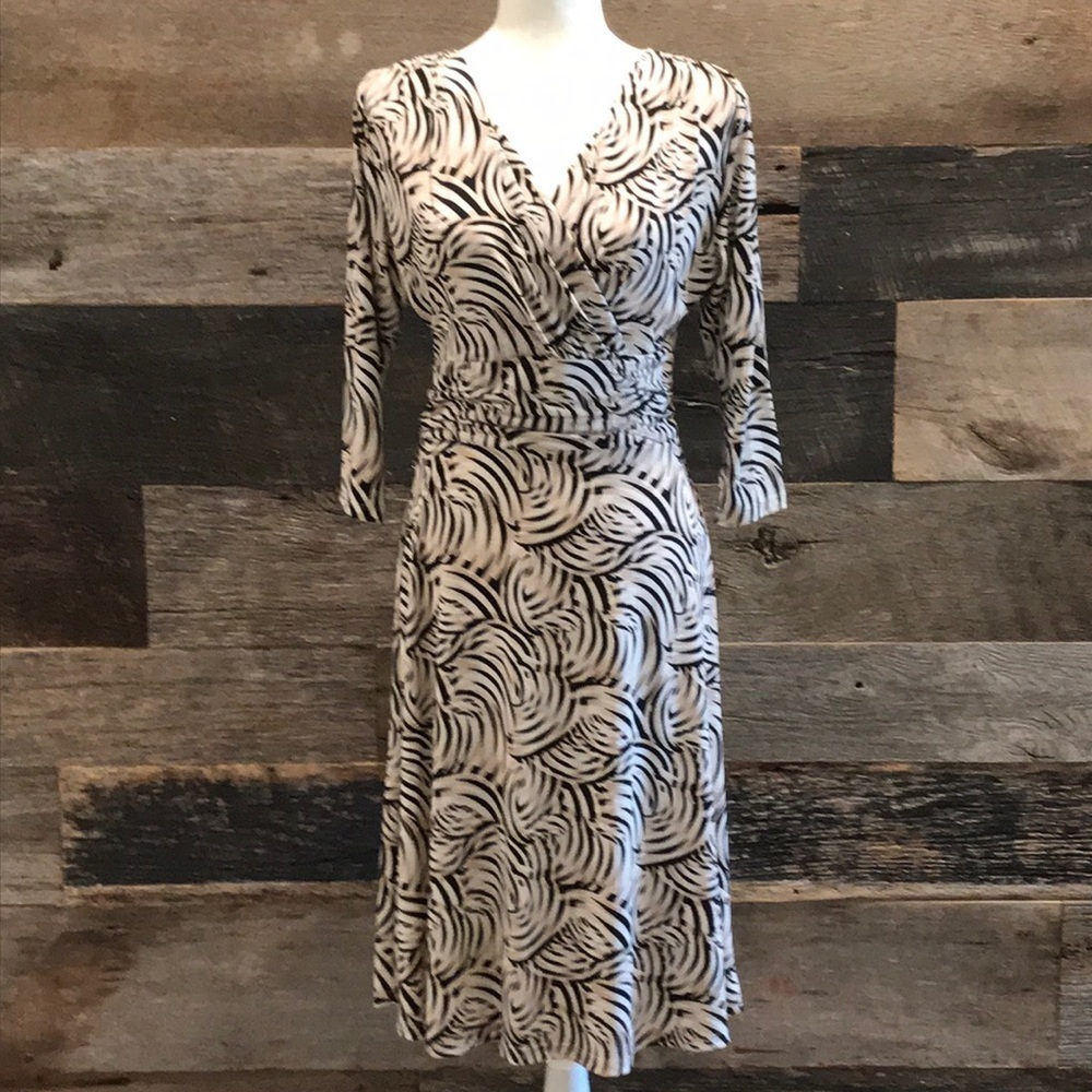 Nine & Co collection Print MIDI Dress